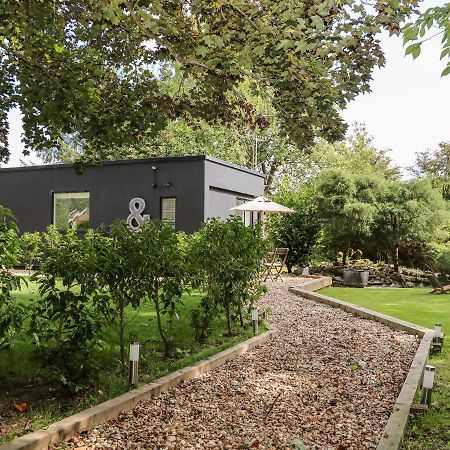 Kub House Villa Tring Kültér fotó